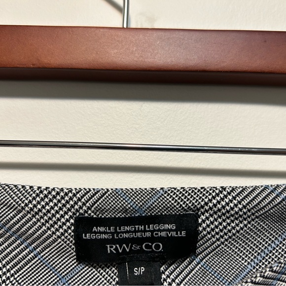 RW&CO. Women's Blue detail Ankle Length Plaid Leggings, Size: S - Picture 4 of 4